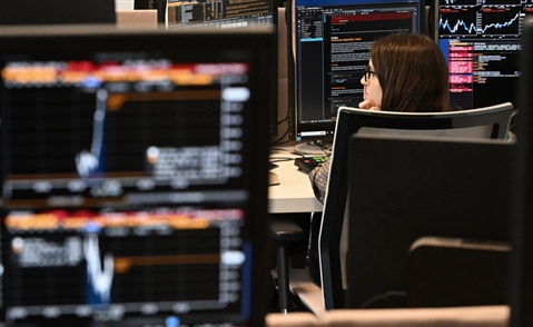 Borsa: Milano svetta in Europa, in luce Stellantis